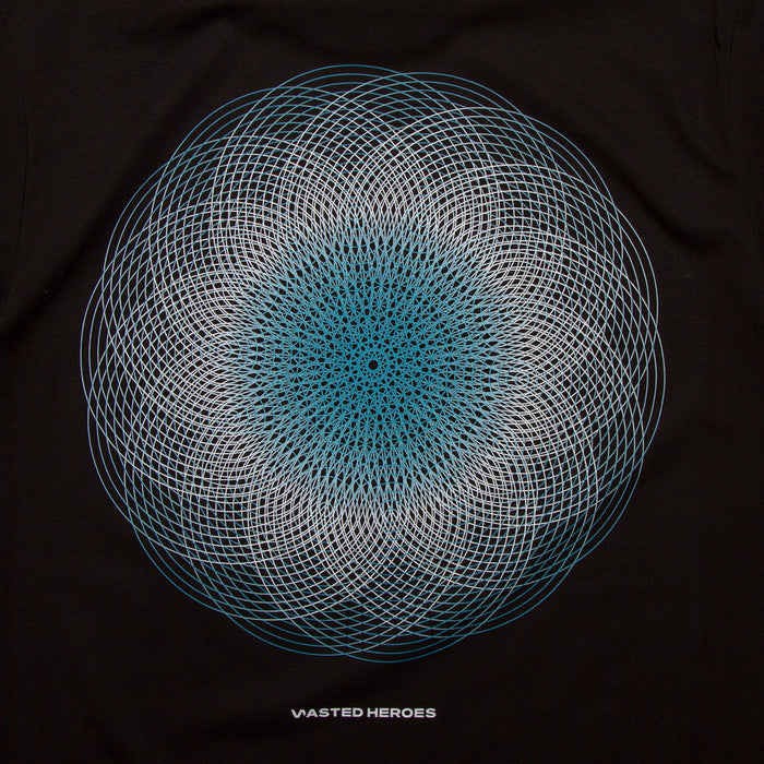 003 Geometric Front Print - Tshirt - Black