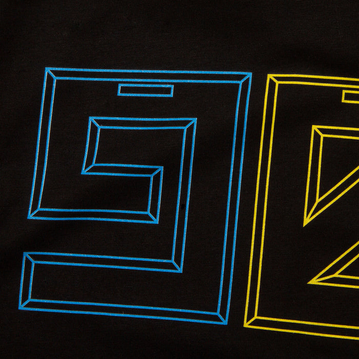 909 Colour Horizontal Back Print - Tshirt - Black