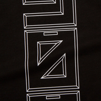 909 White Vertical Back Print - Tshirt - Black
